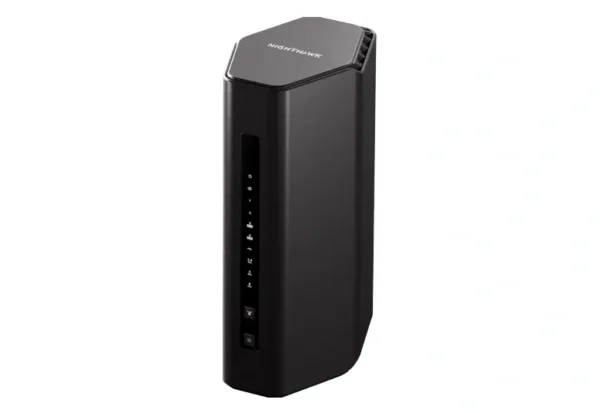 NETGEAR Nighthawk RS300 - kolmikaistainen WiFi 7 -reititin